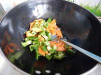 豆豉炒凉粉的做法步骤4