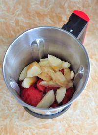 西瓜蜜桃汁的做法步骤2